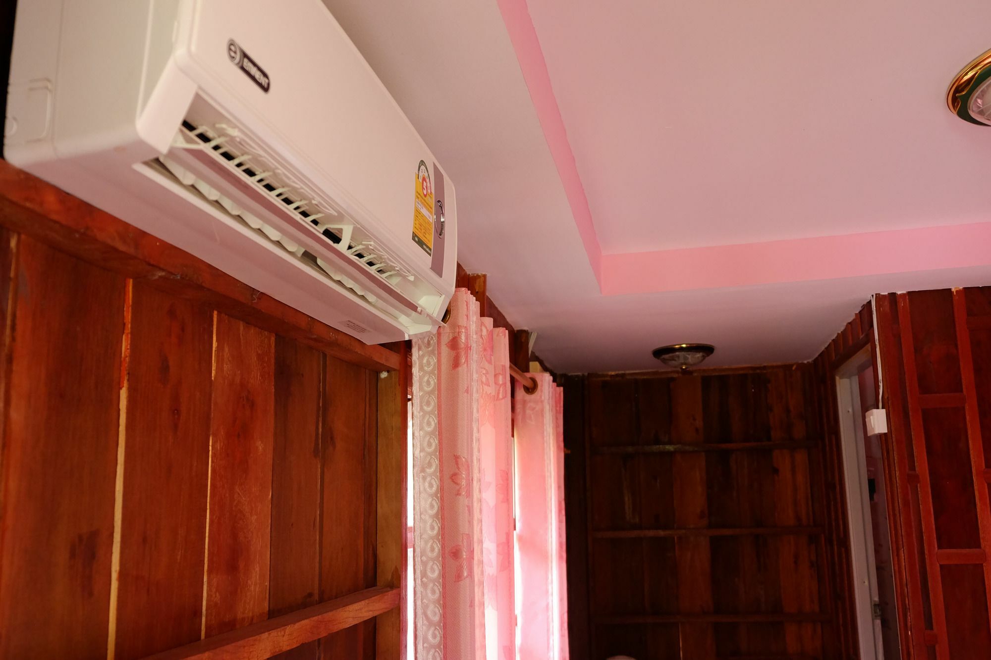 Suksomjai Hotel Rayong Buitenkant foto